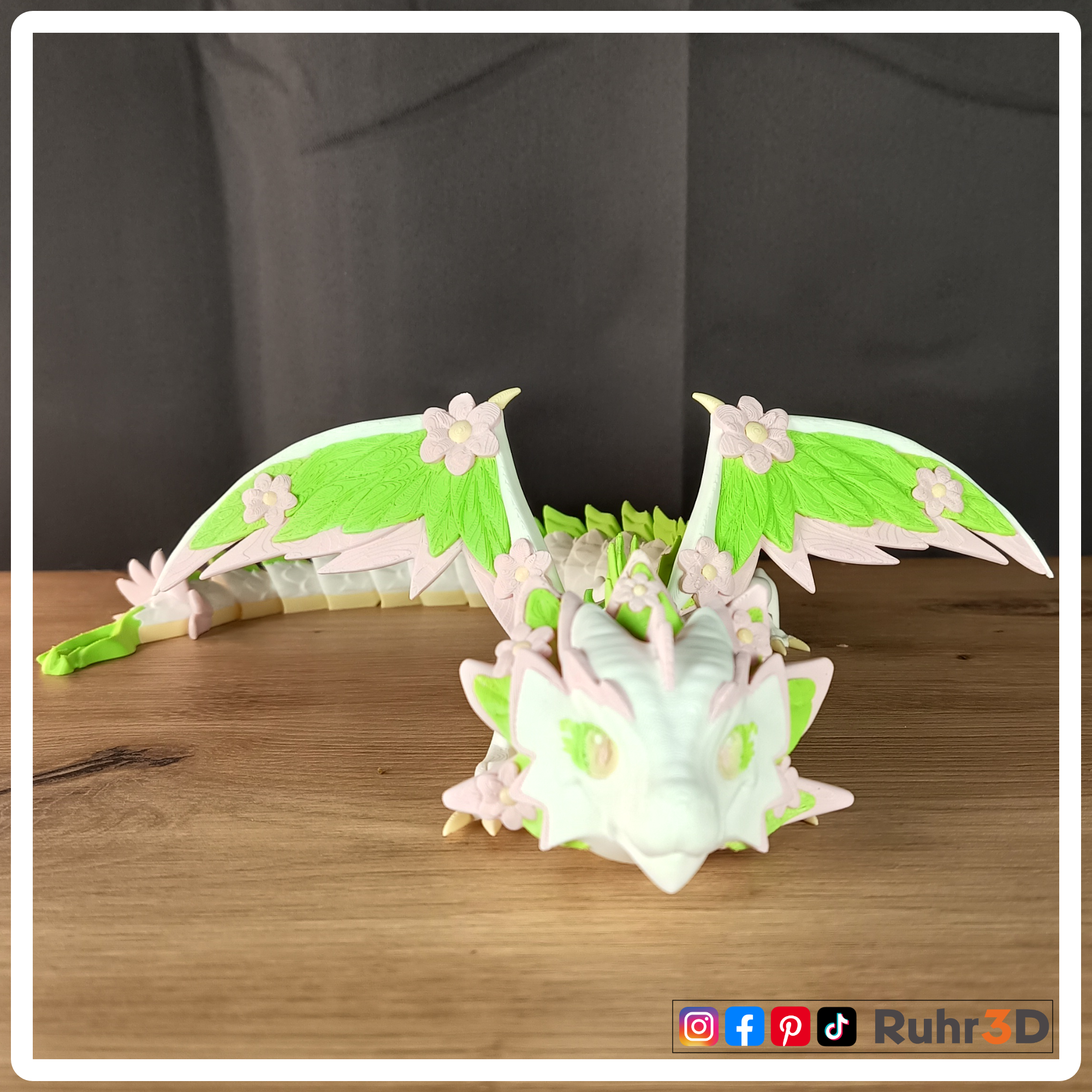 Floral Empress - Kaiserin der Blüten - 4-farbig • Beweglicher Drache • Flexibel • Dekoration •